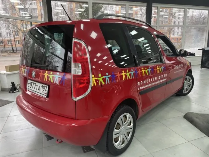 Оклейка Skoda Roomster — «Подари Жизнь»