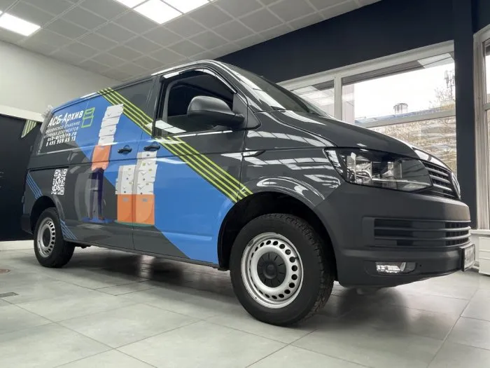 Фото - Брендирование VW Transporter — «АСБ-Архив»