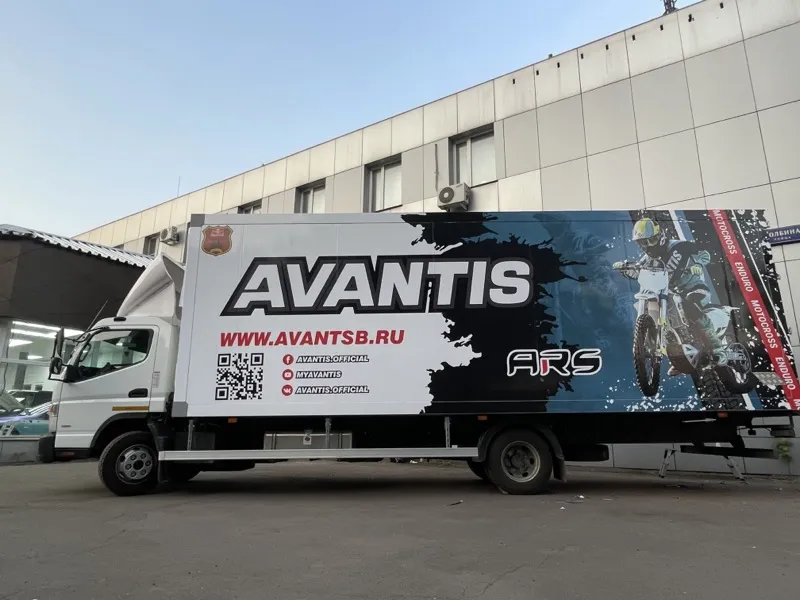 Оклейка будки IVECO — AVANTIS