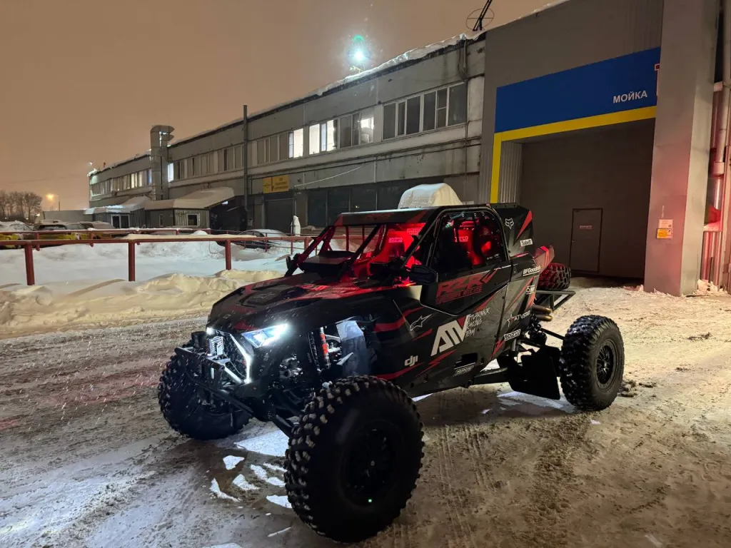 Брендирование багги Polaris — ATVARMOR