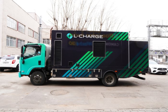 Оклейка грузовиков